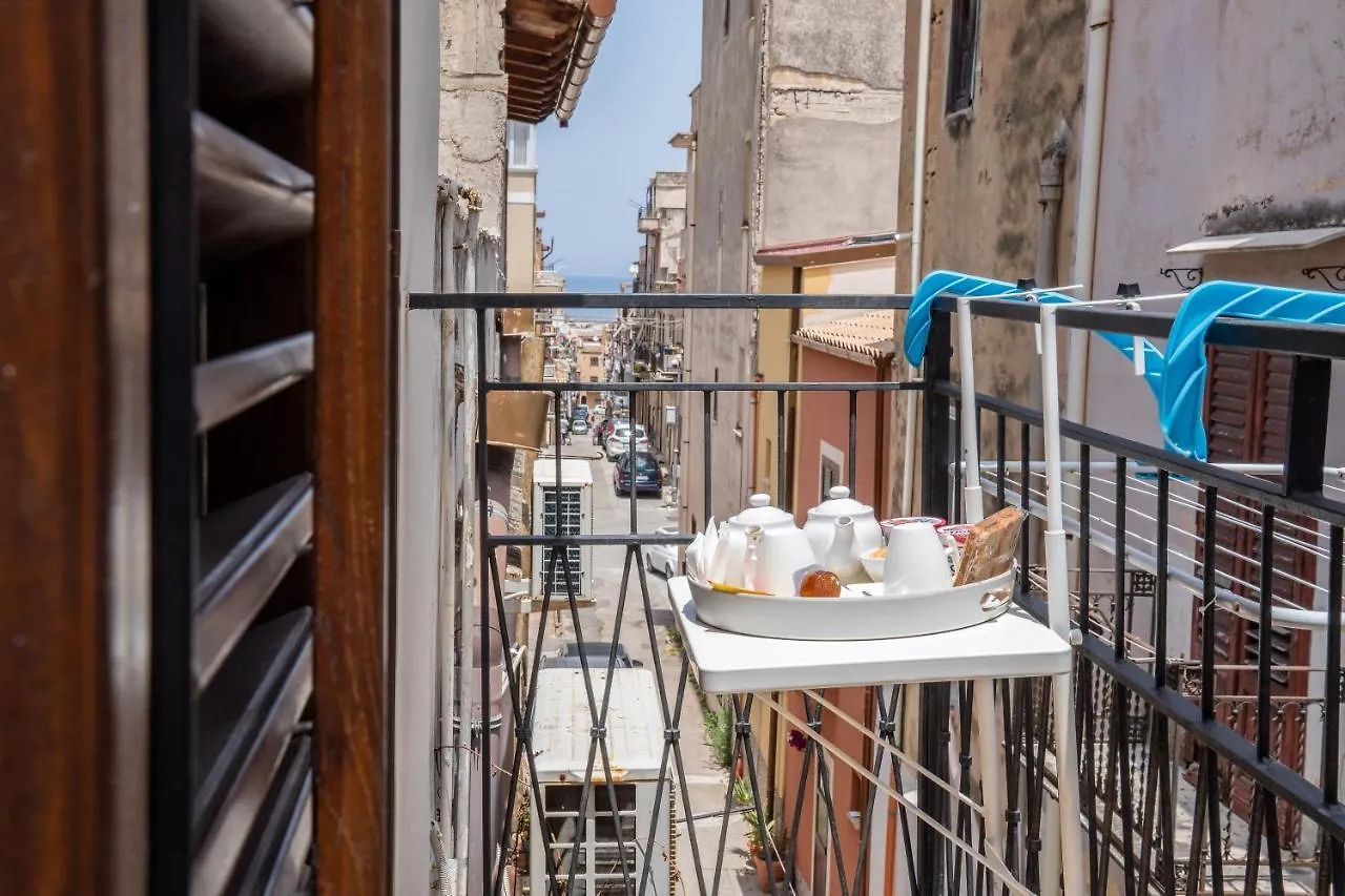 Verdirooms158 Castellammare del Golfo Bed & Breakfast