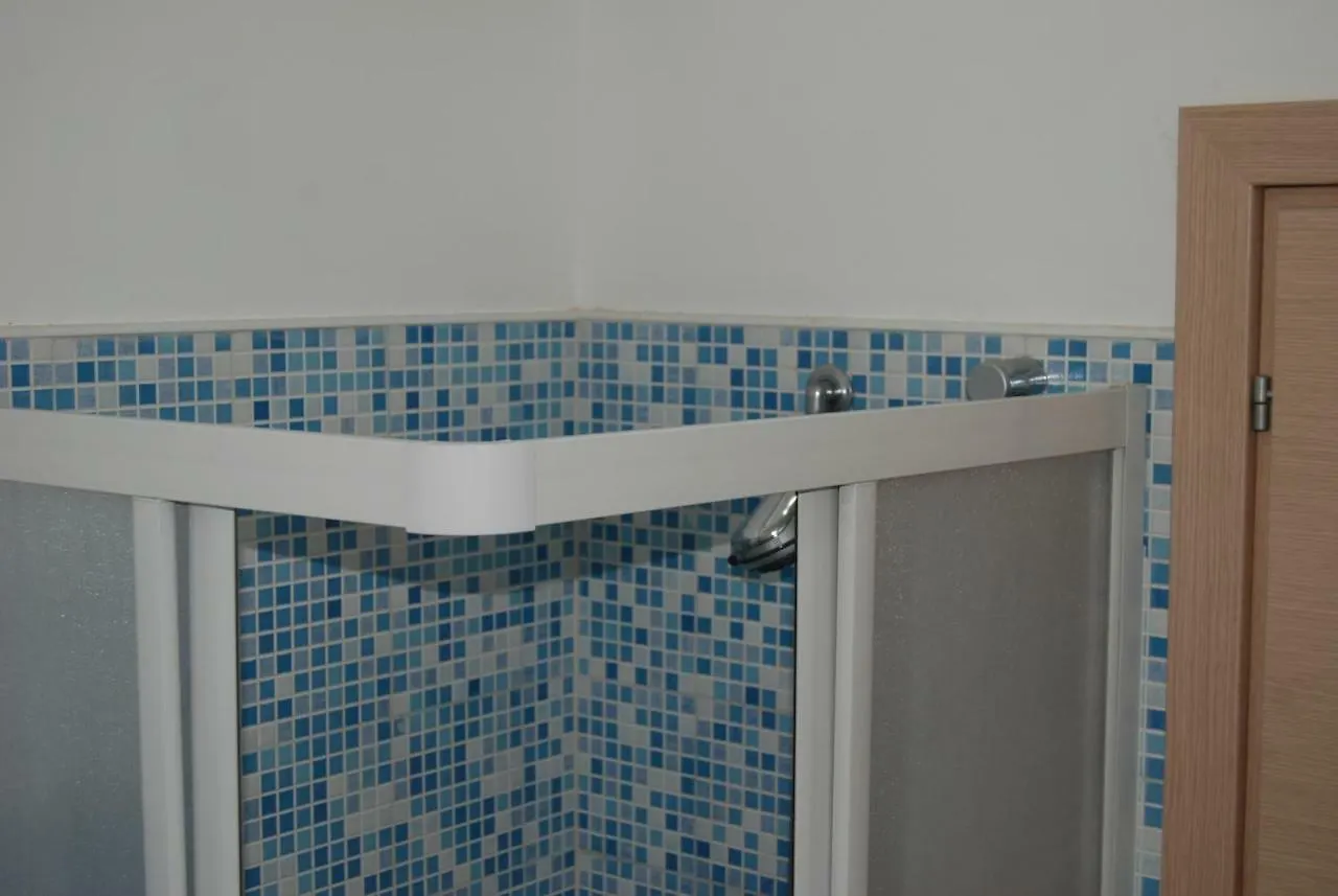 *** Bed & Breakfast Verdirooms158 Castellammare del Golfo Italy